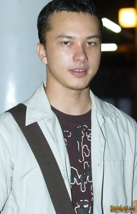 Foto Nicholas Saputra
