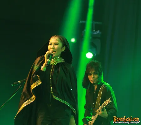 Foto Nicky Astria