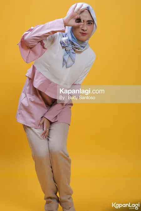 Foto Nina Noura. Nomor Foto: 024