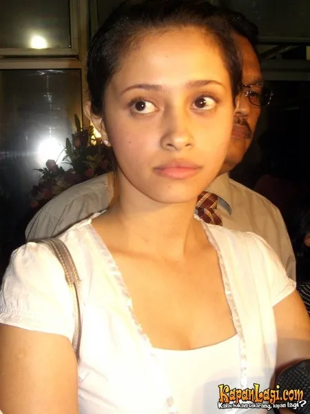 Foto Nina Saqinah