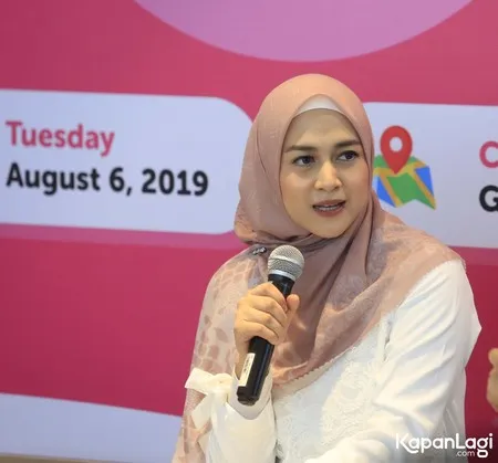 Foto Nina Zatulini