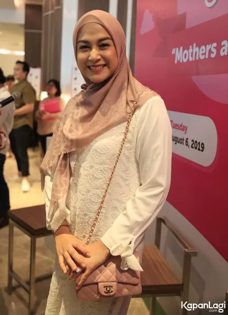Foto Nina Zatulini