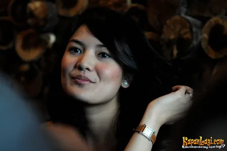 Foto Nindy. Nomor Foto: 503