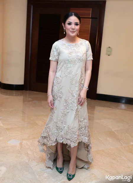 Foto Nindy Ayunda