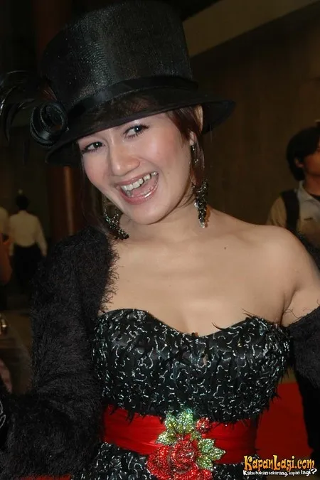 Foto Nini Carlina
