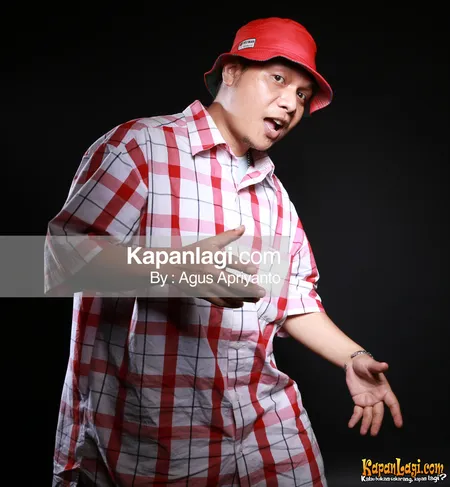 Foto Nino Christian T Five