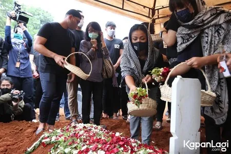 Foto Nirina Zubir