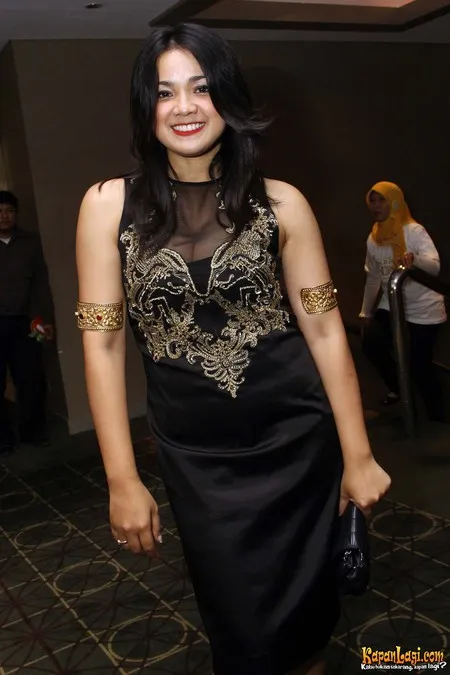 Foto Nirina Zubir
