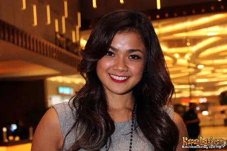 Foto Nirina Zubir