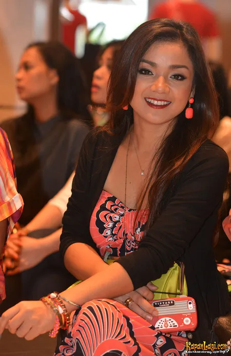 Foto Nirina Zubir