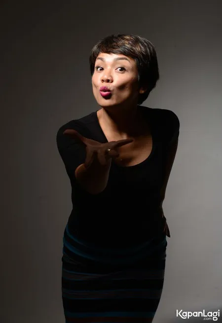 Foto Nirina Zubir. Nomor Foto: 962