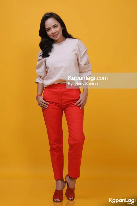 Foto Nora Danish. Nomor Foto: 034
