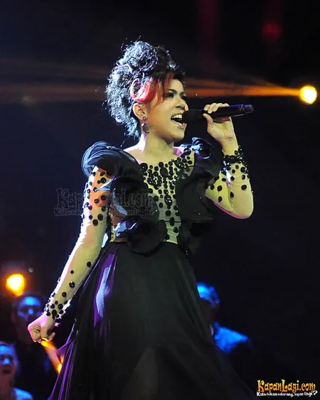 Foto Novita Dewi. Nomor Foto: 016