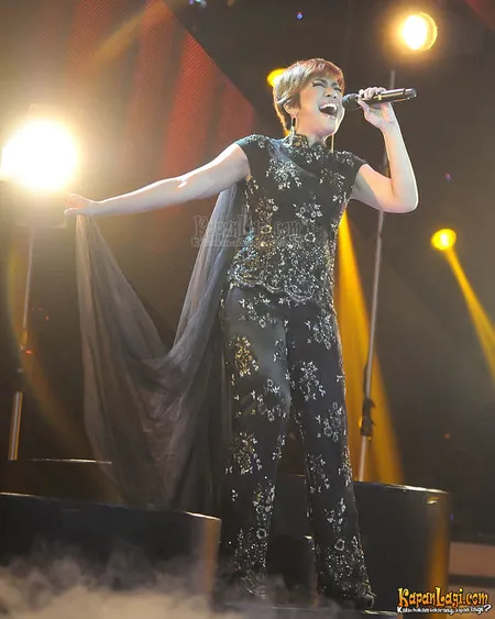 Foto Novita Dewi. Nomor Foto: 088