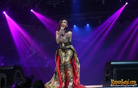 Foto Novita Dewi