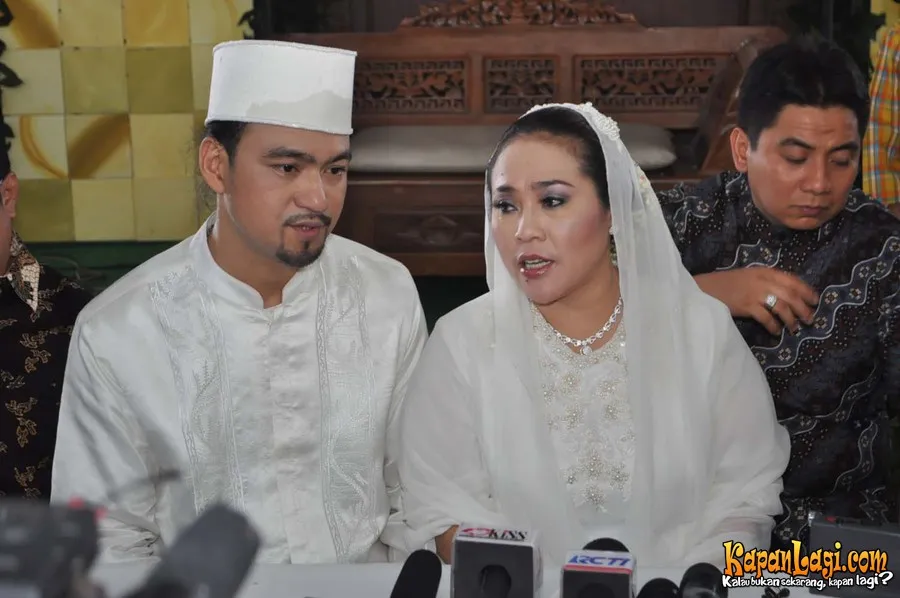 Nunung memilih diet dengan dokter gizi. / KapanLagi.com®