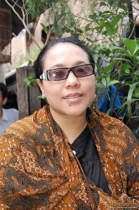 Foto Nunung Srimulat