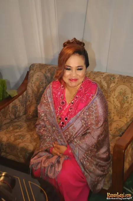 Foto Nunung Srimulat