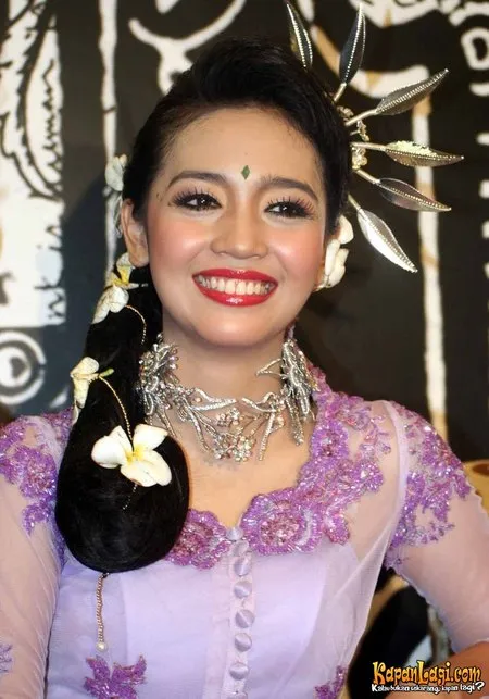 Foto Nuri Maulida
