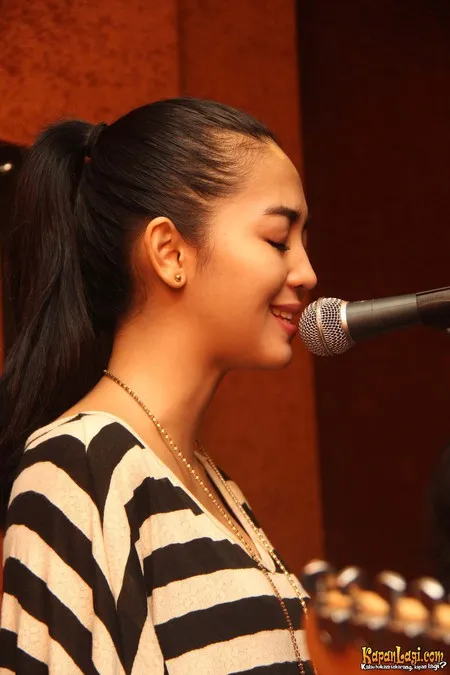 Foto Nuri Maulida