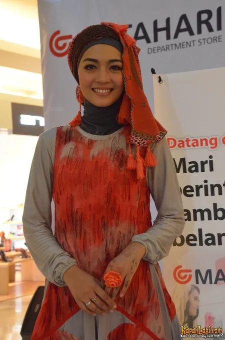 Foto Nuri Maulida. Nomor Foto: 758