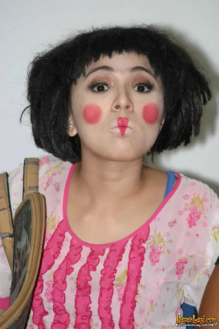 Foto Nycta Gina