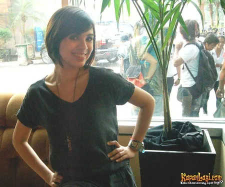 Foto Nycta Gina