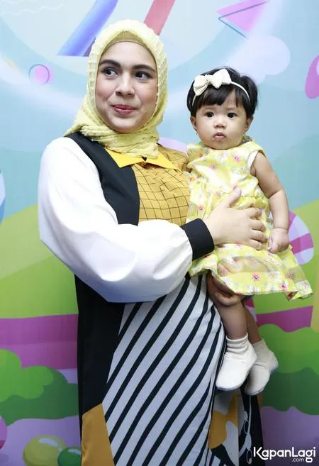 Foto Nycta Gina