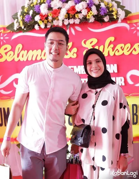 Foto Nycta Gina