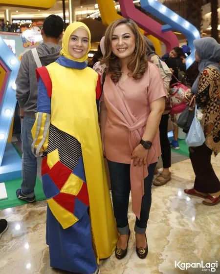 Foto Nycta Gina