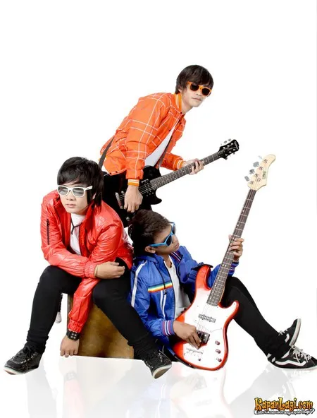 Foto Omg Band