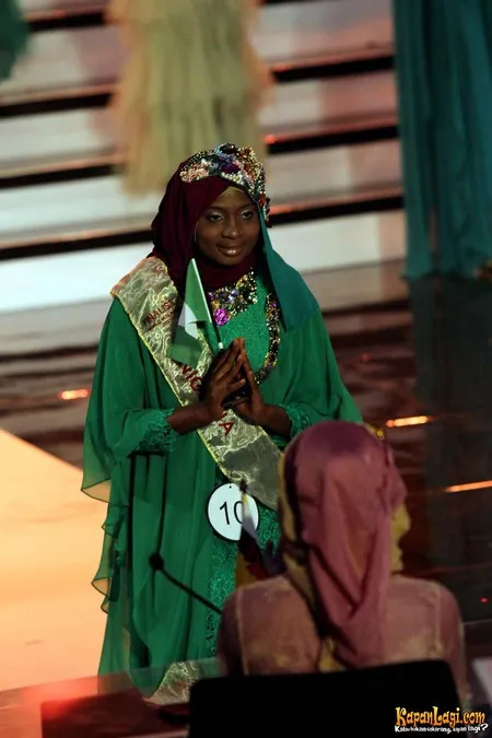 Foto Obabiyi Aishah Ajibola