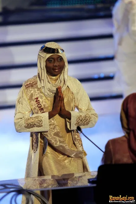 Foto Obabiyi Aishah Ajibola