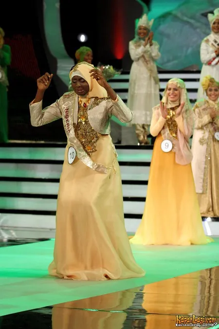 Foto Obabiyi Aishah Ajibola