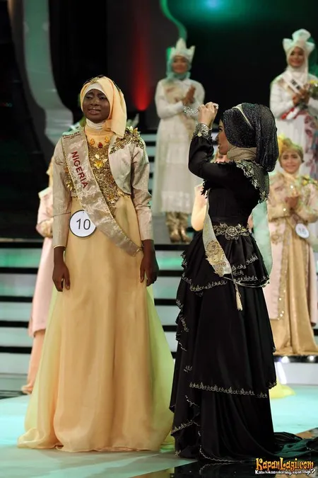 Foto Obabiyi Aishah Ajibola