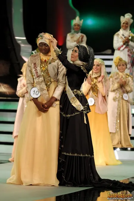 Foto Obabiyi Aishah Ajibola