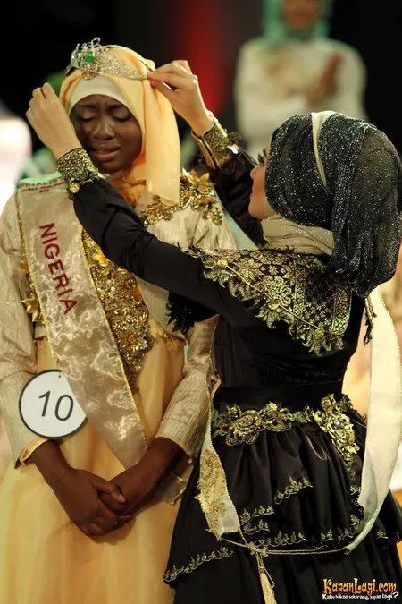 Foto Obabiyi Aishah Ajibola