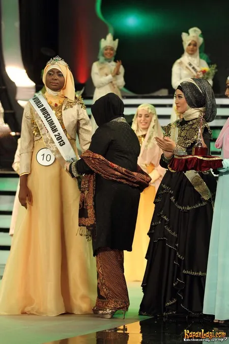 Foto Obabiyi Aishah Ajibola