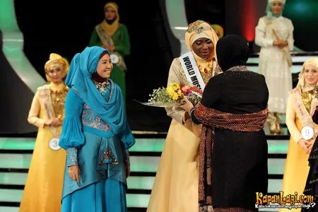 Foto Obabiyi Aishah Ajibola