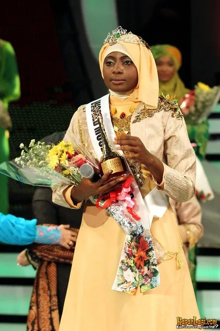 Foto Obabiyi Aishah Ajibola