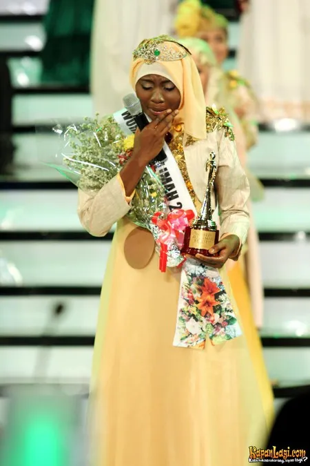 Foto Obabiyi Aishah Ajibola