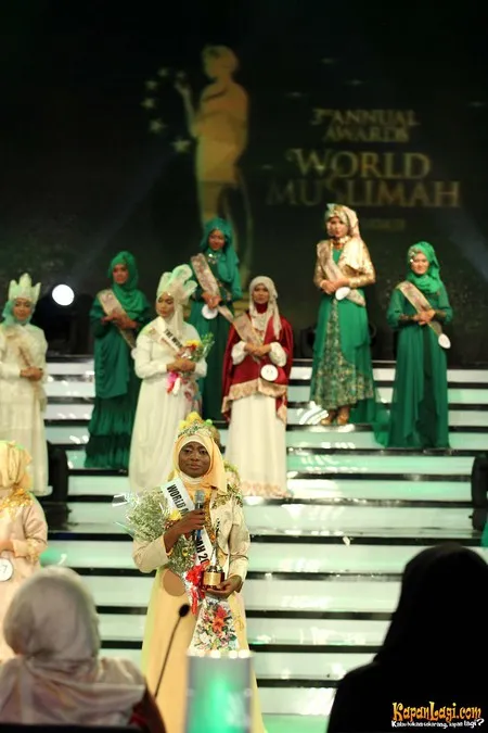 Foto Obabiyi Aishah Ajibola