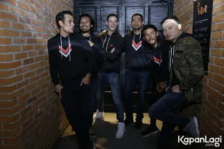 Foto Oka Antara