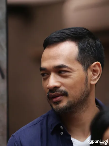 Foto Oka Antara