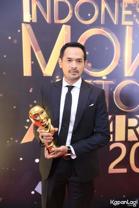 Foto Oka Antara