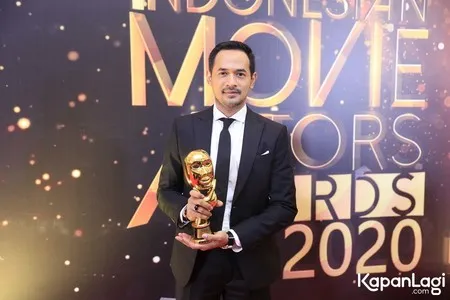 Foto Oka Antara