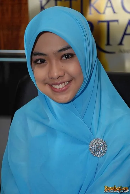 Foto Oki Setiana Dewi