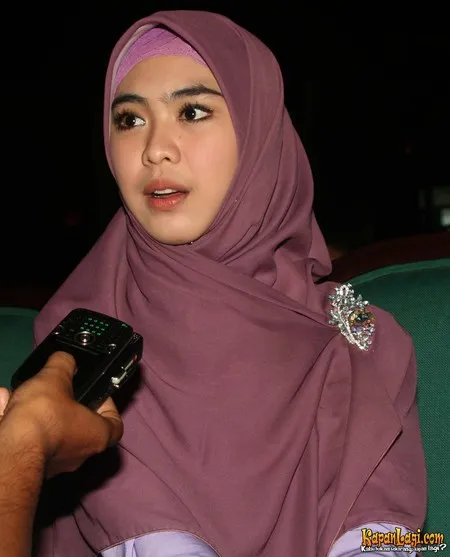 Foto Oki Setiana Dewi