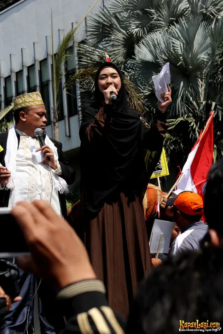 Foto Oki Setiana Dewi