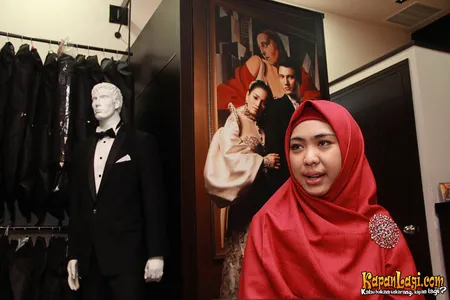 Foto Oki Setiana Dewi